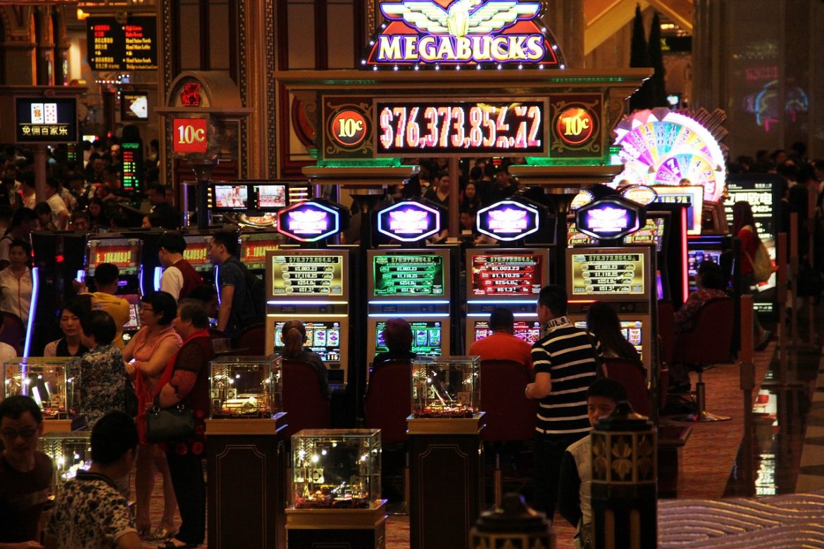 Melco chiuderà il Grand Dragon Casino e tre sedi Mocha Clubs entro il 2025
