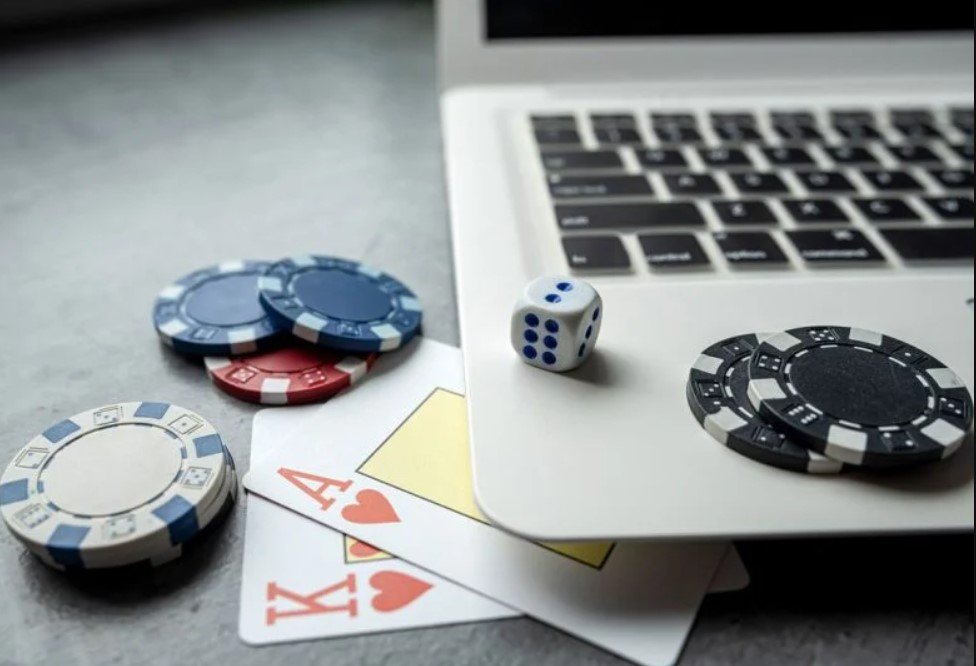 Perché gli Online Casino Sono Sempre Più Popolari nel Mondo Digitale