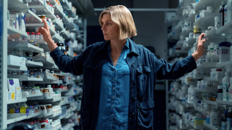 Rhea Seehorn ama il fatto che la rabbia femminile sia mortale in “Pluribus”