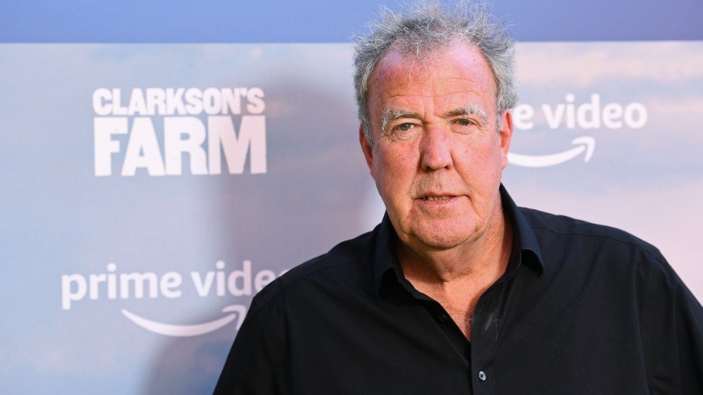 La star di “Top Gear” Jeremy Clarkson rivela una diagnosi di cancro “aggressiva”.