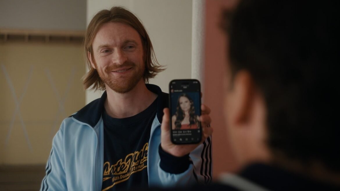 Finneas O’Connell analizza il suo personaggio “Jerkwad” in “Beef”