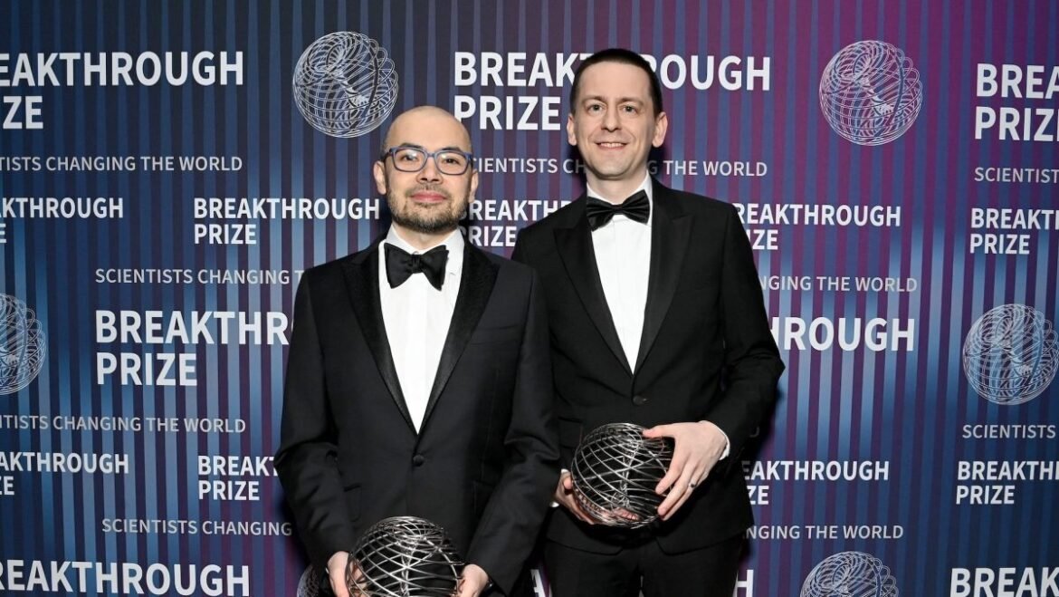 Il premio Nobel John Jumper lascia DeepMind per la rivale Anthropic
