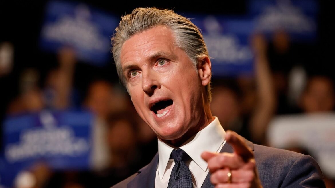 Gavin Newsom afferma che lui e sua moglie sono indagati dal Dipartimento di Giustizia
