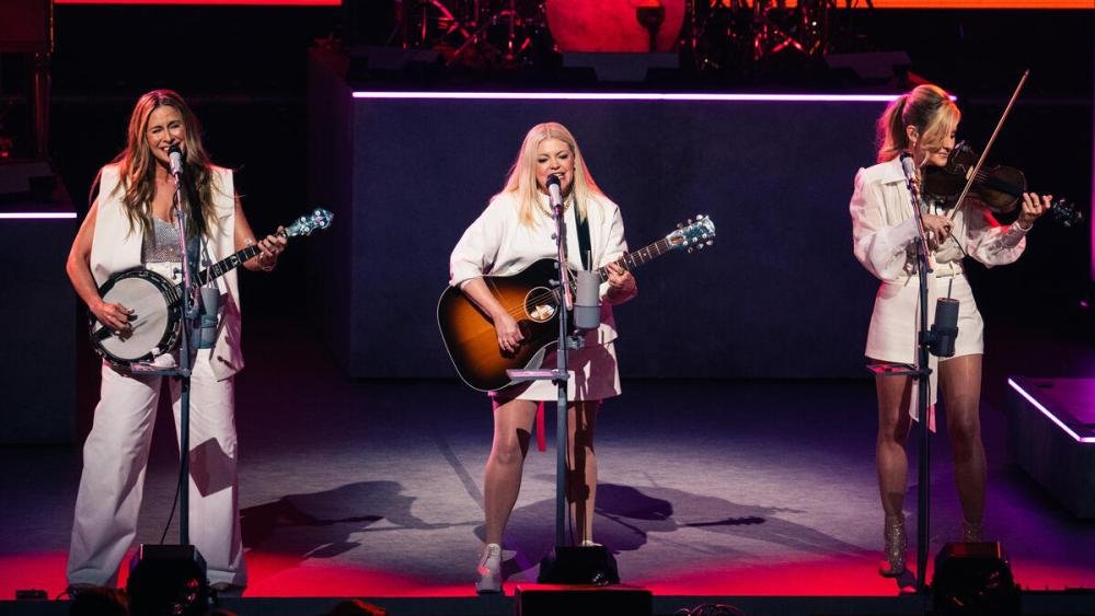 Le ragazze suonano splendide nel primo spettacolo negli Stati Uniti in 3 anni: recensione dal vivo