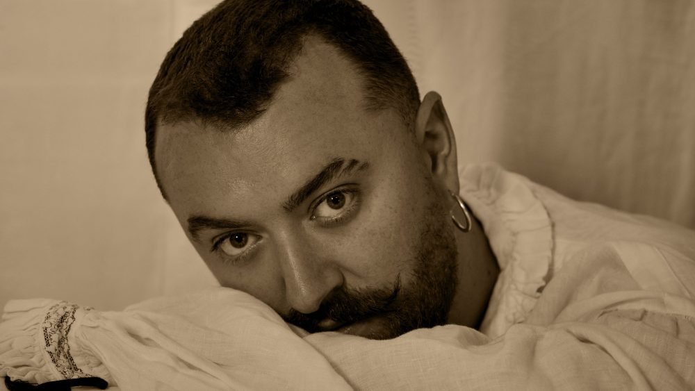 Sam Smith annuncia il nuovo album “Hazel Eyes” e pubblica il singolo “My Guy”.
