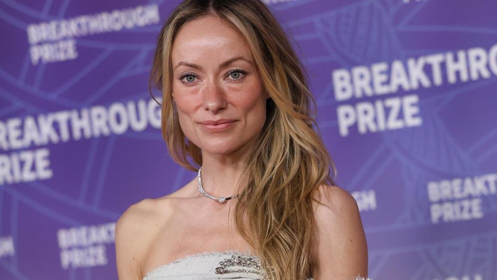 Olivia Wilde afferma che la differenza di età romantica di Harry Styles sconvolge le persone