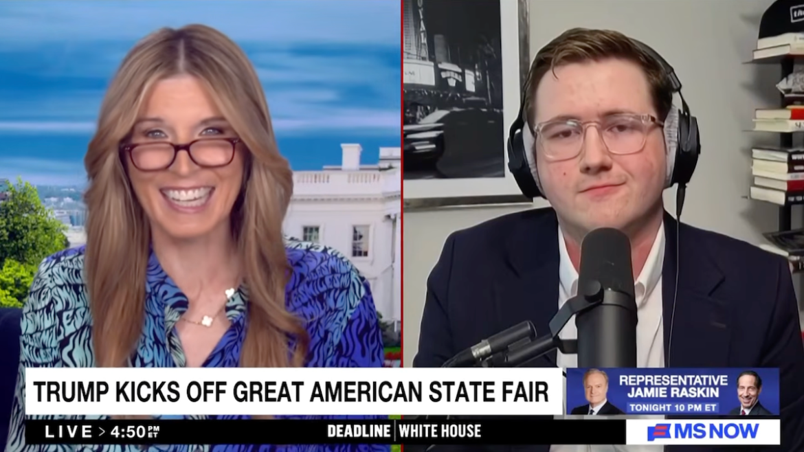 Nicolle Wallace ride di Trump che implora la folla di libertà 250