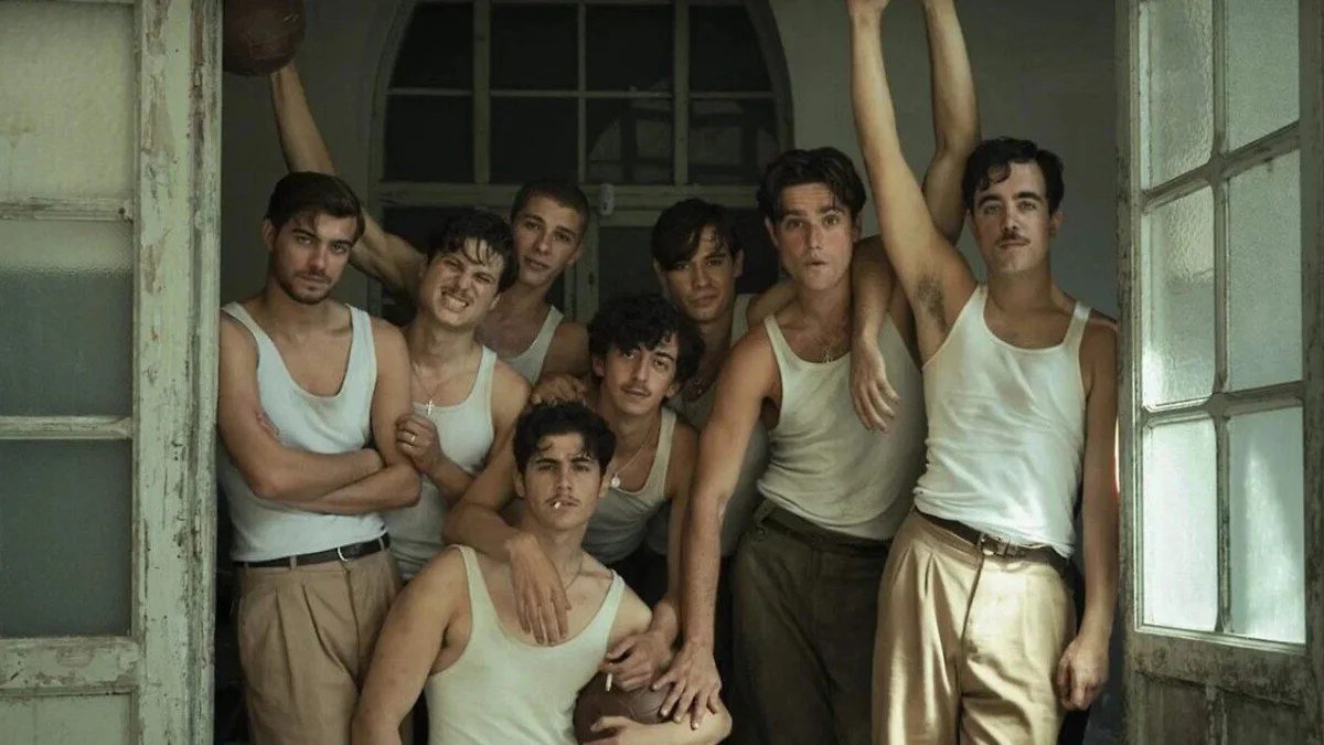 Netflix offre l’uscita della stagione dei Prime Awards “La Bola Negra”.