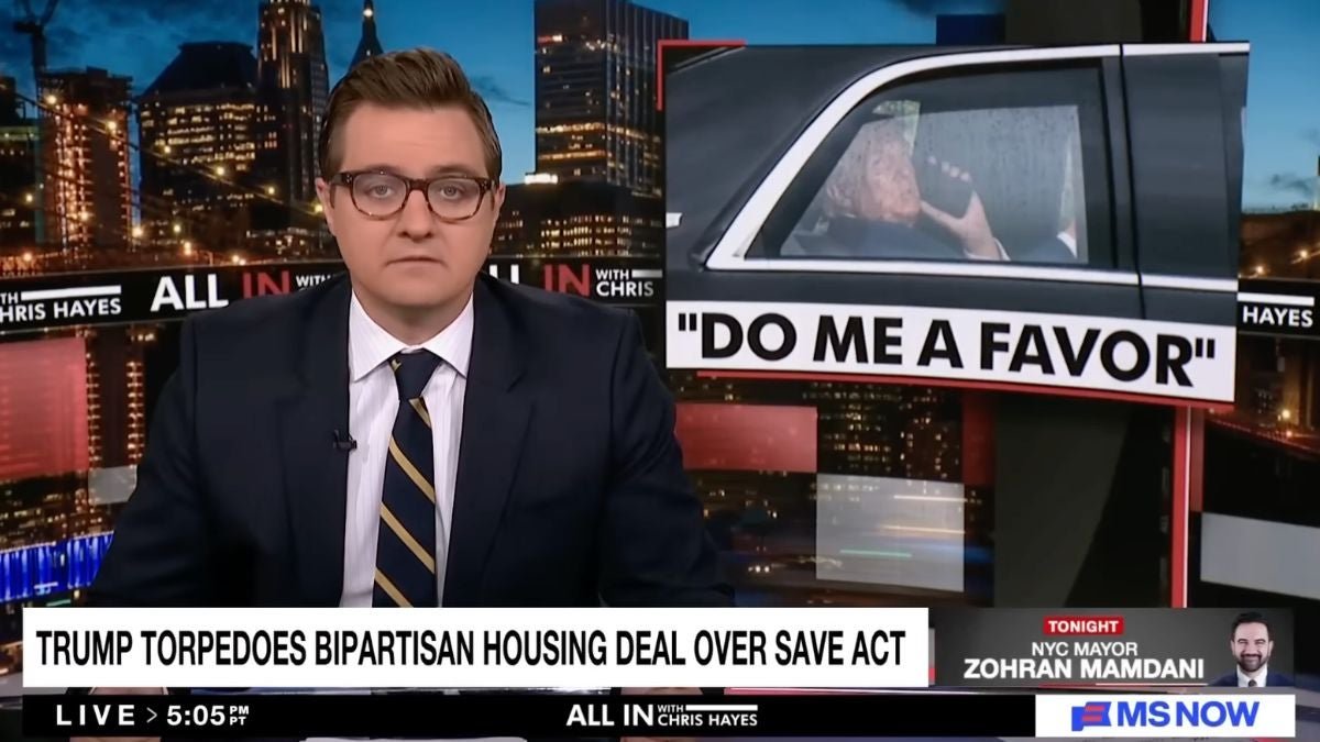 Chris Hayes afferma che Trump ha deragliato la legge sugli alloggi per inseguire il potere del “dittatore”.