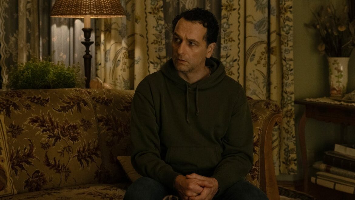 Il creatore di Widow’s Bay spiega i colpi di scena del finale della prima stagione