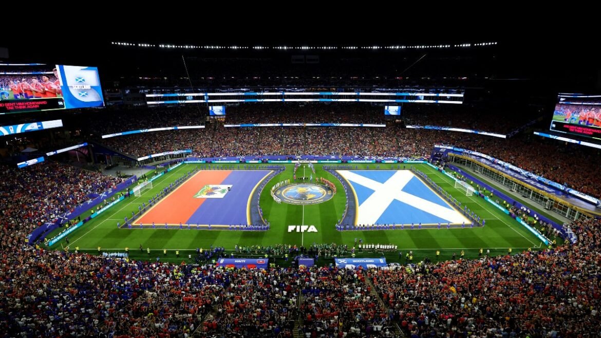 I tifosi della Coppa del Mondo diventano virali reagendo all’America, Waffle House