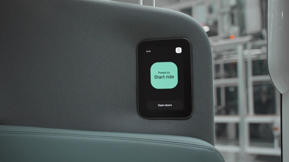 Zoox aggiorna il suo robotaxi mentre si prepara per il servizio commerciale