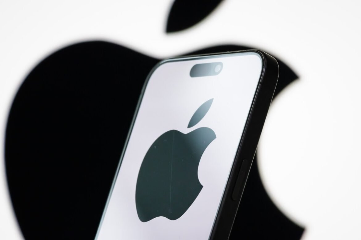 Apple aumenta i prezzi di Mac e iPad, per ora risparmia iPhone