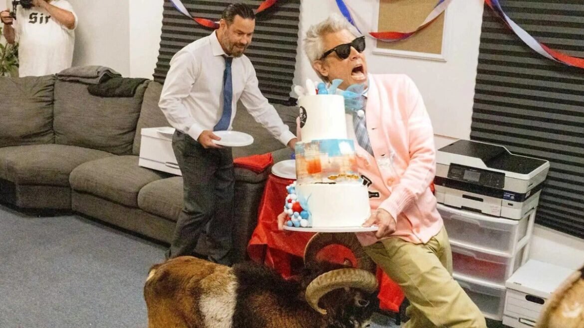Jackass: la migliore e ultima recensione: un finale profanamente gioioso