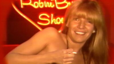 Recensione di “Bang My Box: The Robin Byrd Story”: The Public Access Mistress