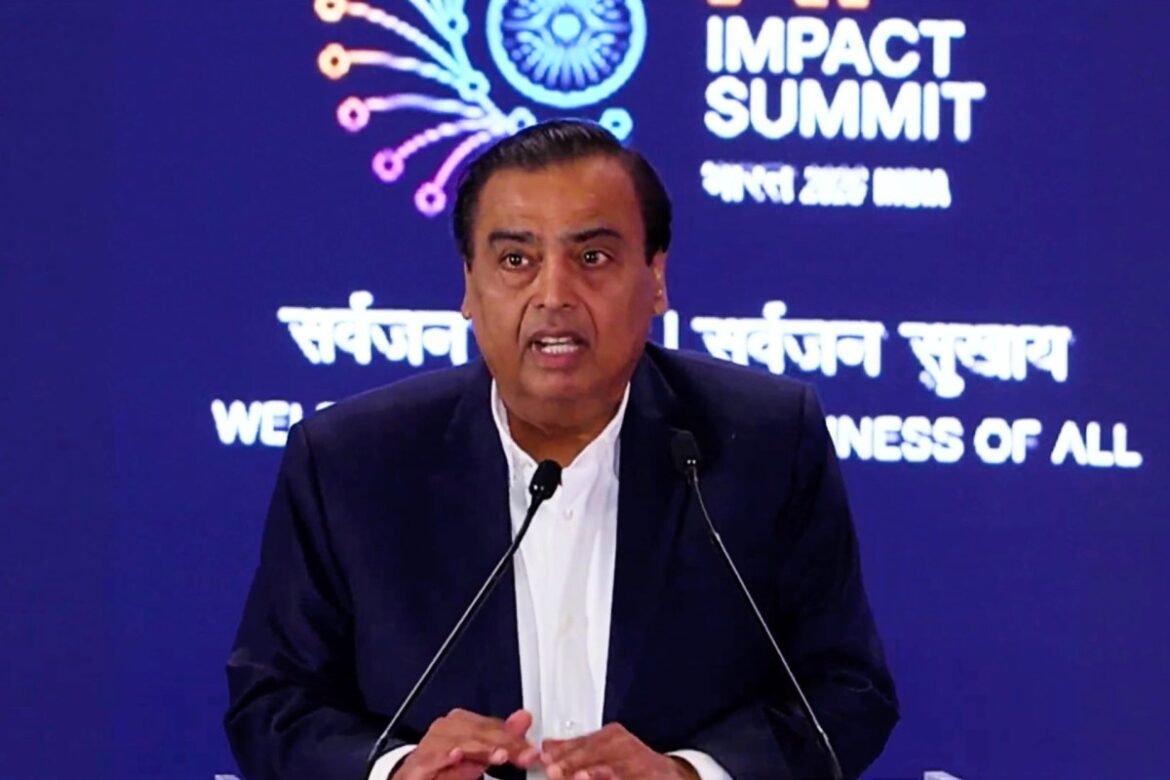 Il miliardario Ambani vuole l’intelligenza artificiale in ogni chiamata, app e casa